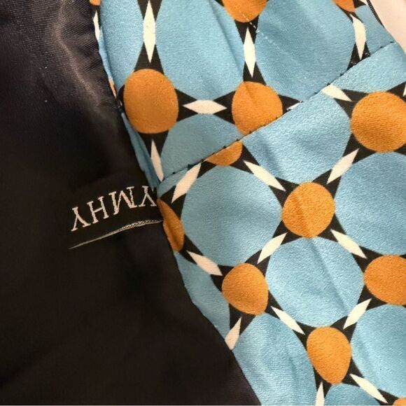 YMHY Blue/Tan Patterned Women's Lounge Wear with Black Ostrich Trimmed Cuffs. - Picture 7 of 8